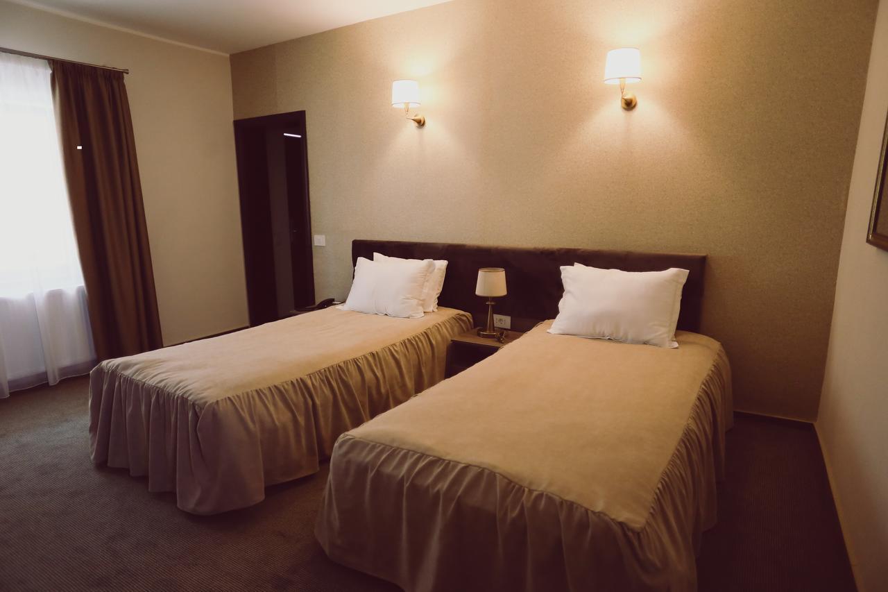 C&C Residence Hotel Bákó Kültér fotó